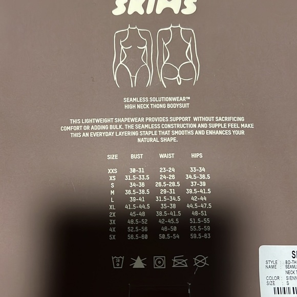 NIB Skims seamless sculpt high neck thong bodysuit S - Picture 8 of 8